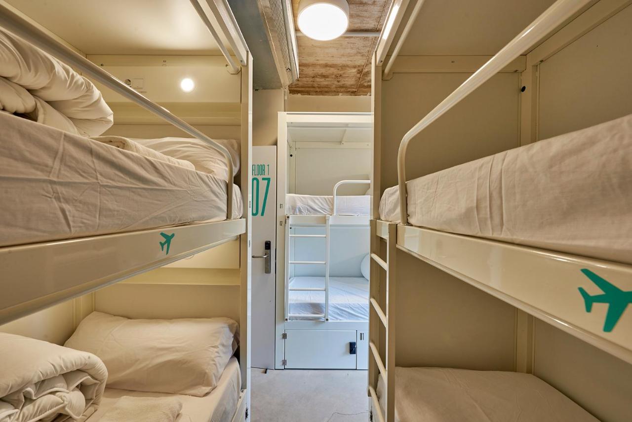 Hostelfly Madrid Exterior photo